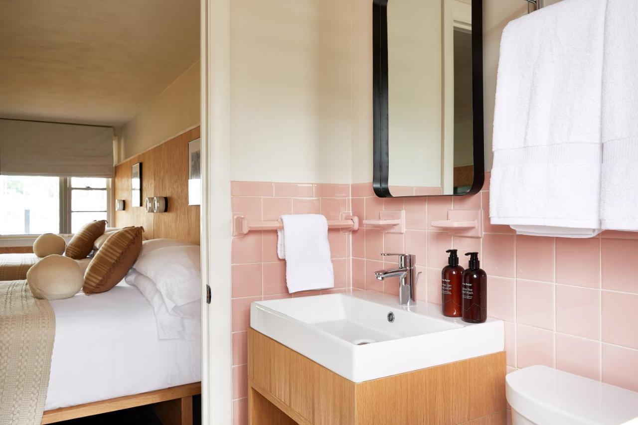 Bluebird Dennisport Hotel Luaran gambar