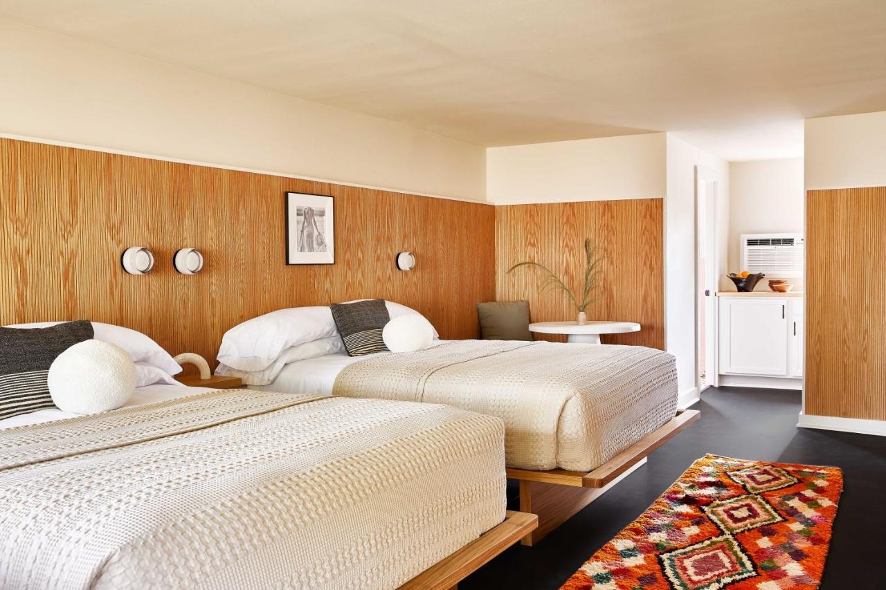 Bluebird Dennisport Hotel Luaran gambar